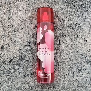 BATH & BODY WORKS FRAGRANCE MIST JAPANESE CHERRY B